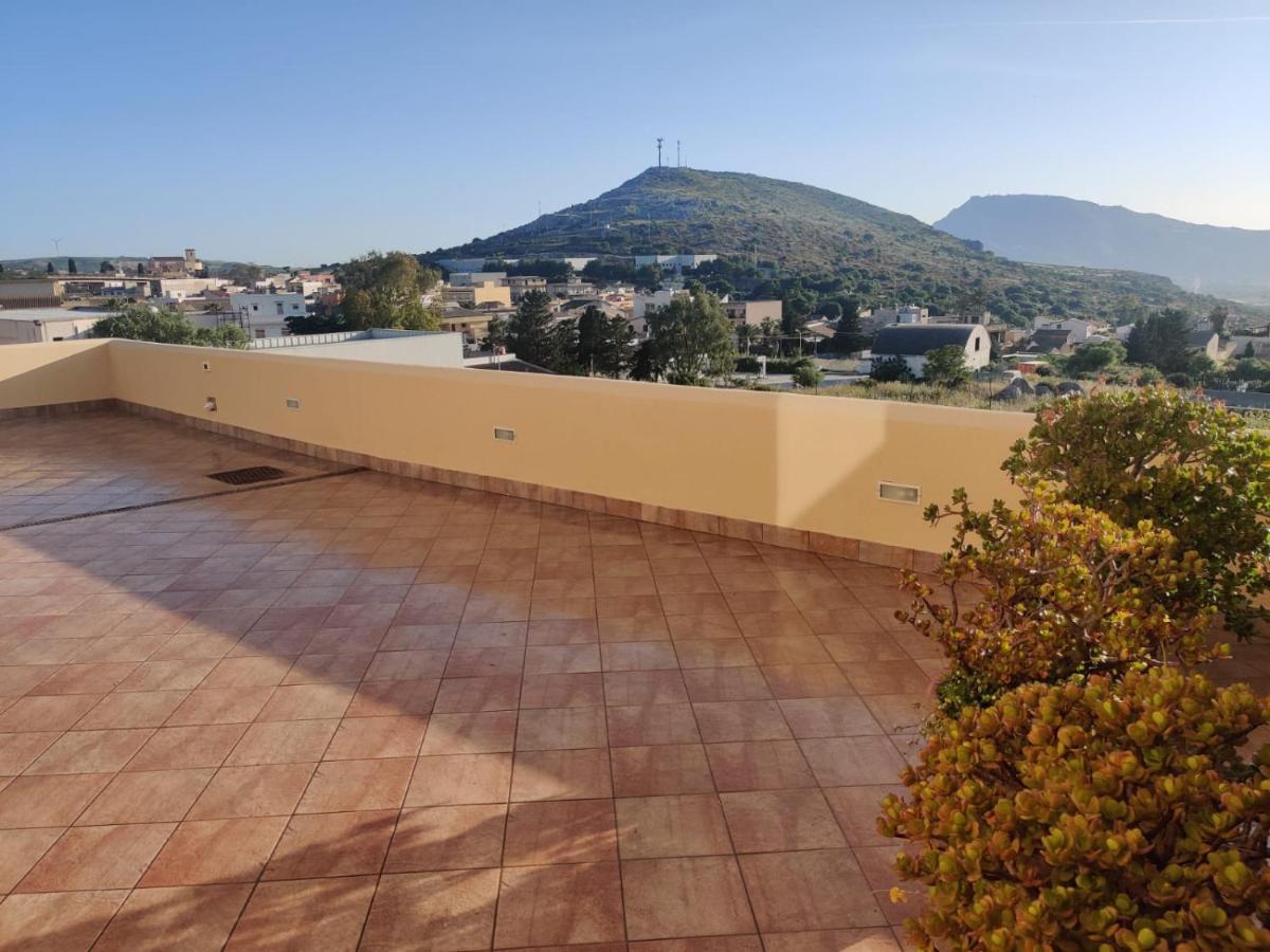 Raggi Di Sole Bed and Breakfast Custonaci Exteriör bild