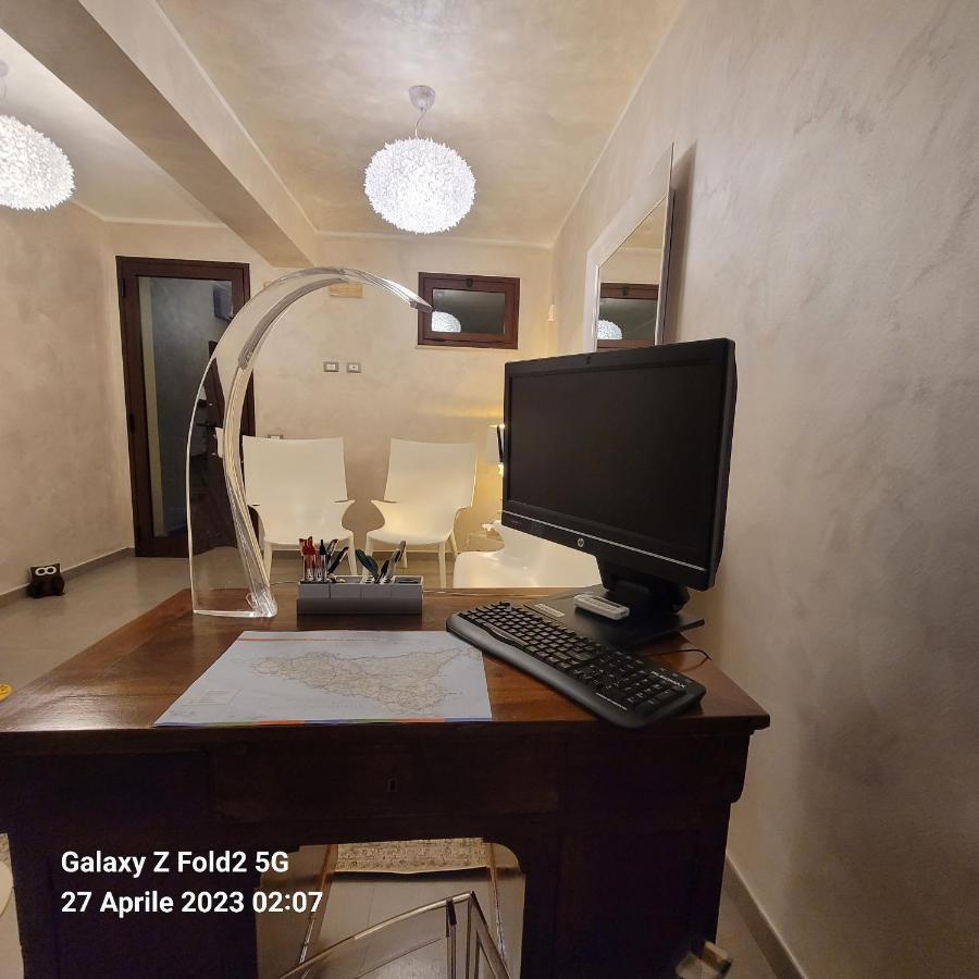 Raggi Di Sole Bed and Breakfast Custonaci Exteriör bild