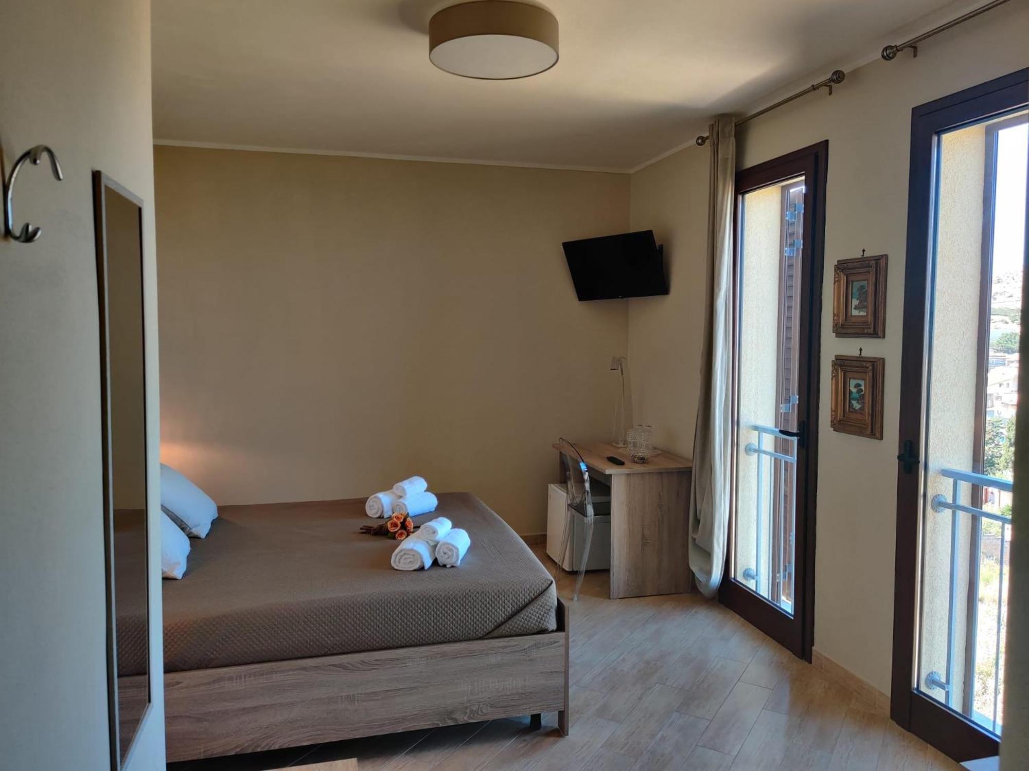 Raggi Di Sole Bed and Breakfast Custonaci Rum bild