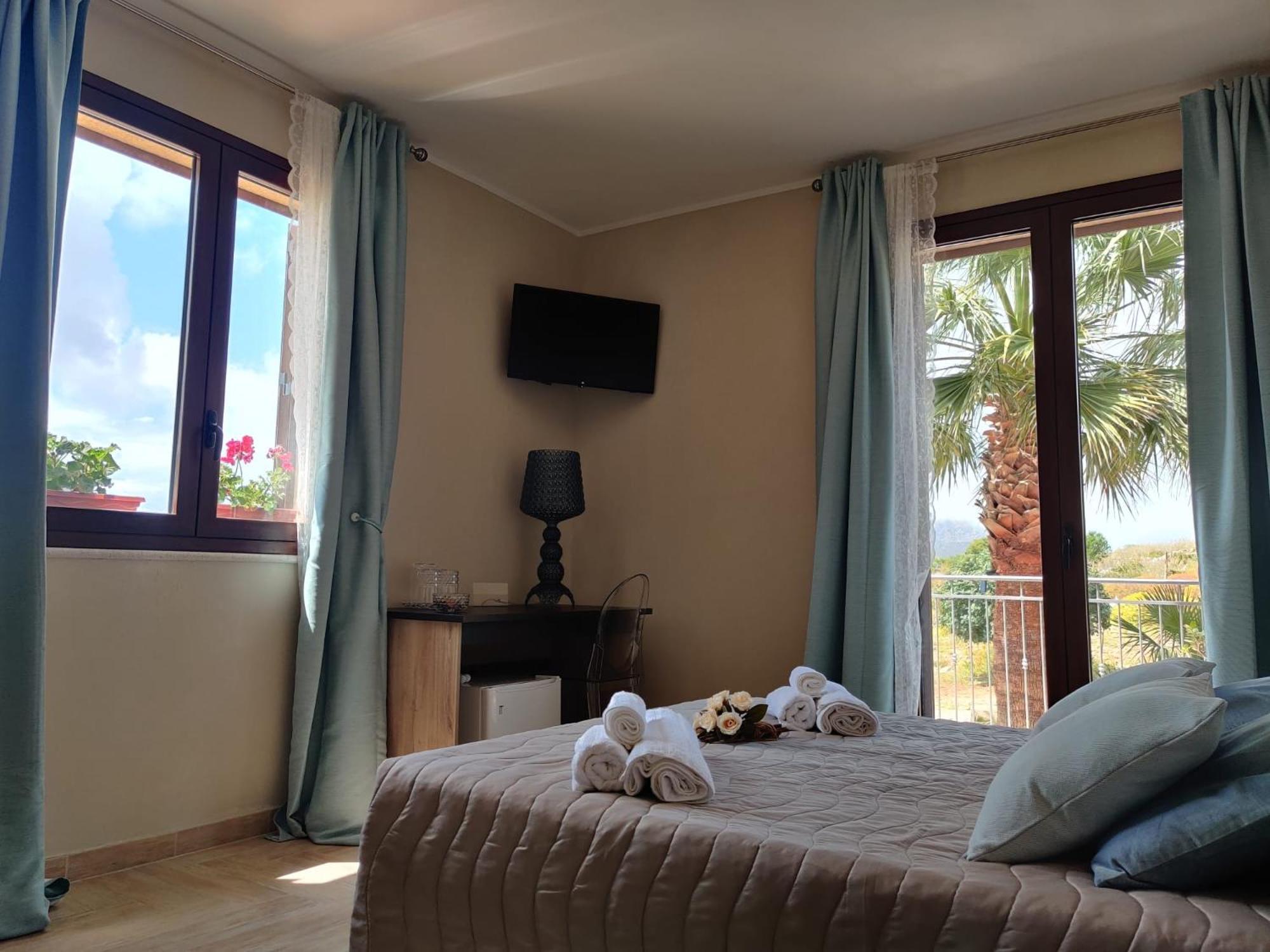 Raggi Di Sole Bed and Breakfast Custonaci Exteriör bild